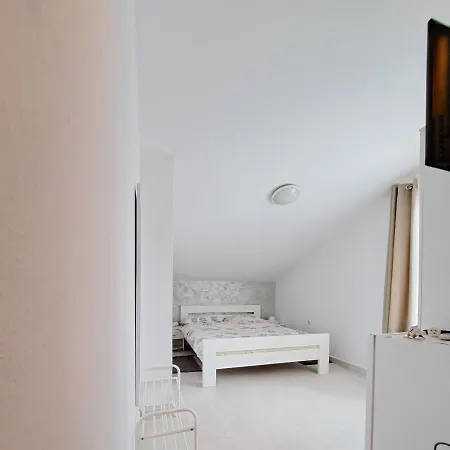 Nocleg ze śniadaniem Sobe Tea 4*