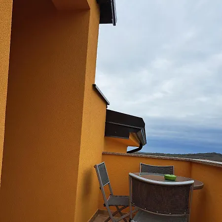 Sobe Tea Bed & Breakfast Buje