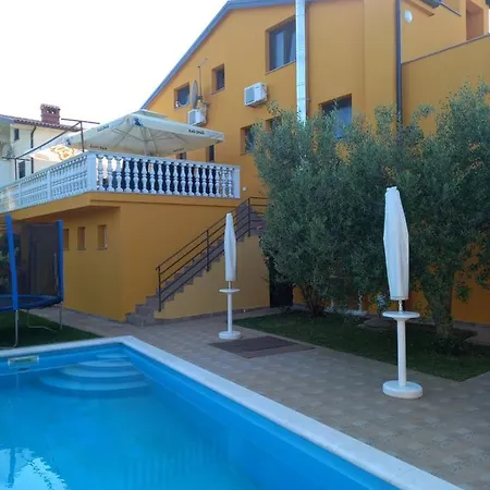 Sobe Tea 4* بوجي