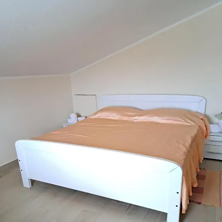 Sobe Tea 4* Buje